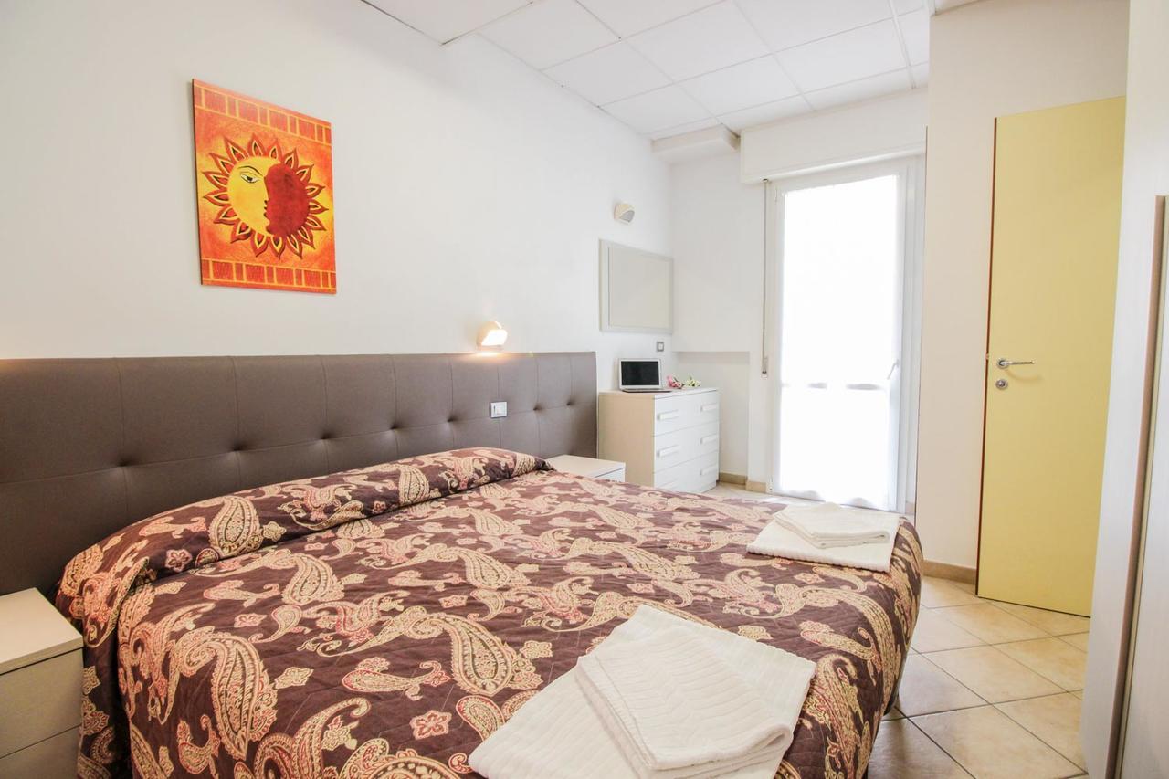Residence Eurogarden Rimini Eksteriør bilde
